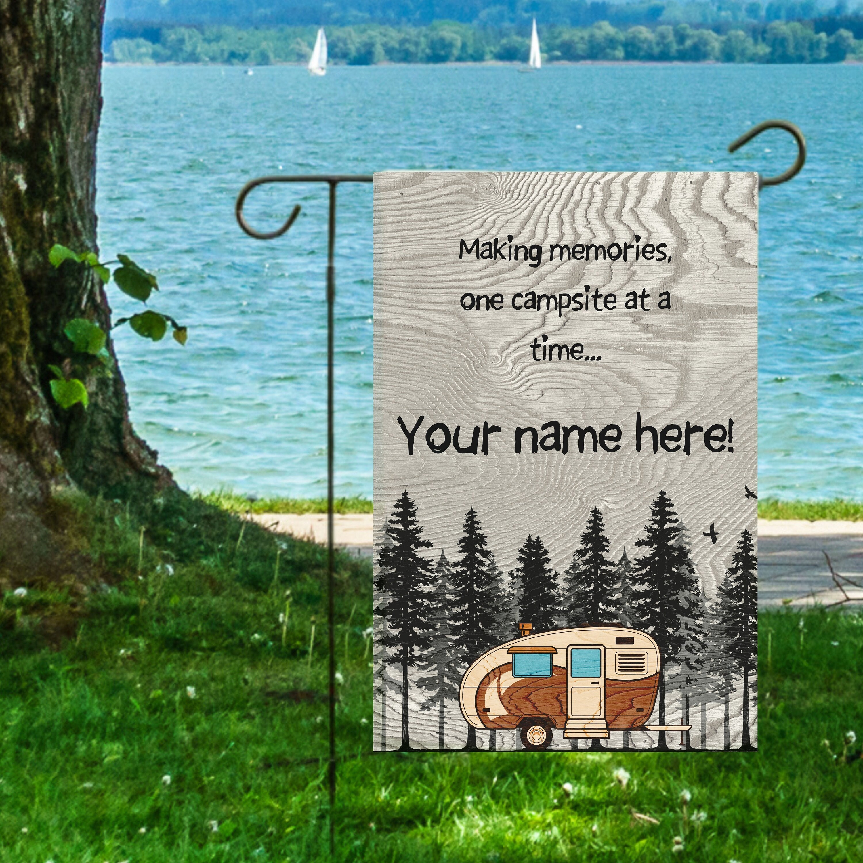POFULL Gartenflagge „Glamping“ – 30,5x45,7 Cm, Doppelseitig, Aus Polyester, Waschbar