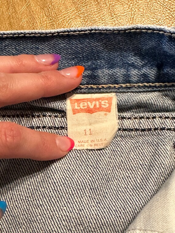 Vintage White Tab Levi’s - image 4