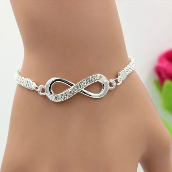 Bracelet infini en strass - Bracelets de couple parfaits pour hommes et femmes - Cadeaux bien pensés pour les amis et les amoureux !