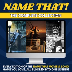 Op de afbeelding: Een computerscherm met drie filmscènes: een man in een trenchcoat die een paraplu vasthoudt in de regen, een stel dat op de reling van een schip staat en een vrouw in een zwarte jurk en zonnebril die een kopje vasthoudt. De tekst "NAME THAT! THE COMPLETE COLLECTION" wordt boven het scherm weergegeven. De tekst "EVERY EDITION OF THE NAME THAT MOVIE & SONG GAME YOU LOVE, ALL BUNDLED INTO ONE LISTING!" wordt onder het scherm weergegeven.