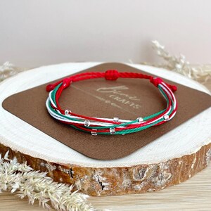 Rot, Weiß & Grün geflochtenes Armband oder Fußkettchen, Glasperlen mit Silbereinzug, Surferschmuck