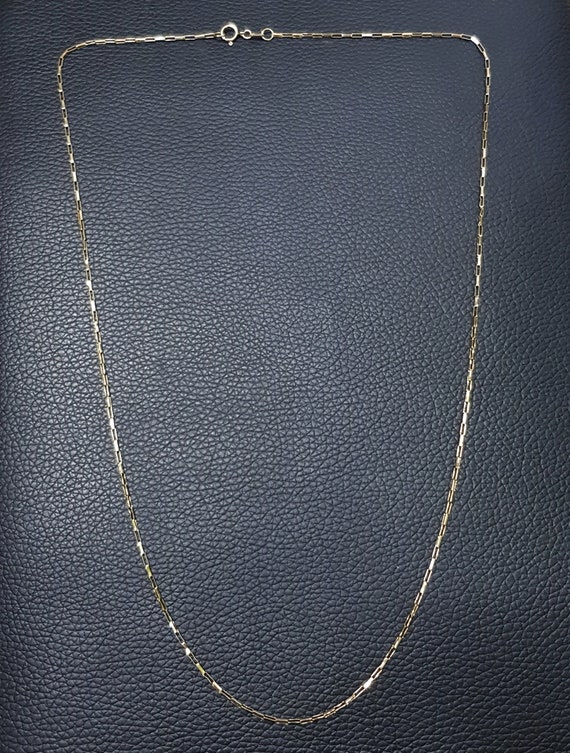 9 CT 375 Yellow Gold Box Chain Necklace - image 1