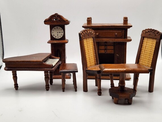 COMMODE MINIATURE MEUBLE de maison de poupée en bois couleur acajou EUR 9,00 - PicClick FR
