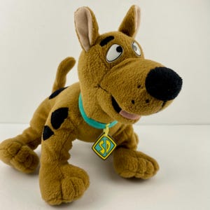 Peluche vintage Scooby-Doo 30,5 cm en peluche assis GANZ Canada