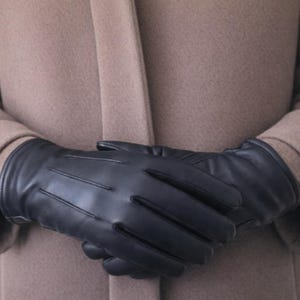 Handmade goat Leather Gloves with Fur Lining