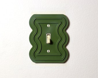 Wavy Line Patterned Light Switch Plate Cover