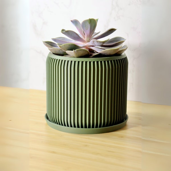 Eco-Chic Green Planter with Drainage - Modern Home Decor, Minimalist Room Accent, Sustainable 3D Printed Pot