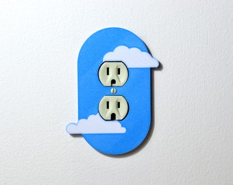 Cloud-Inspired Floating Design Plug Outlet