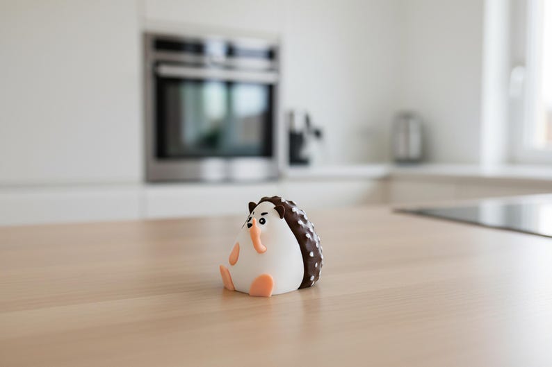 Hedgehog Middle Finger Figurine, Funny Hedgehog Gift, Mini Desk Decor, 3D Printed Gag Gift image 4