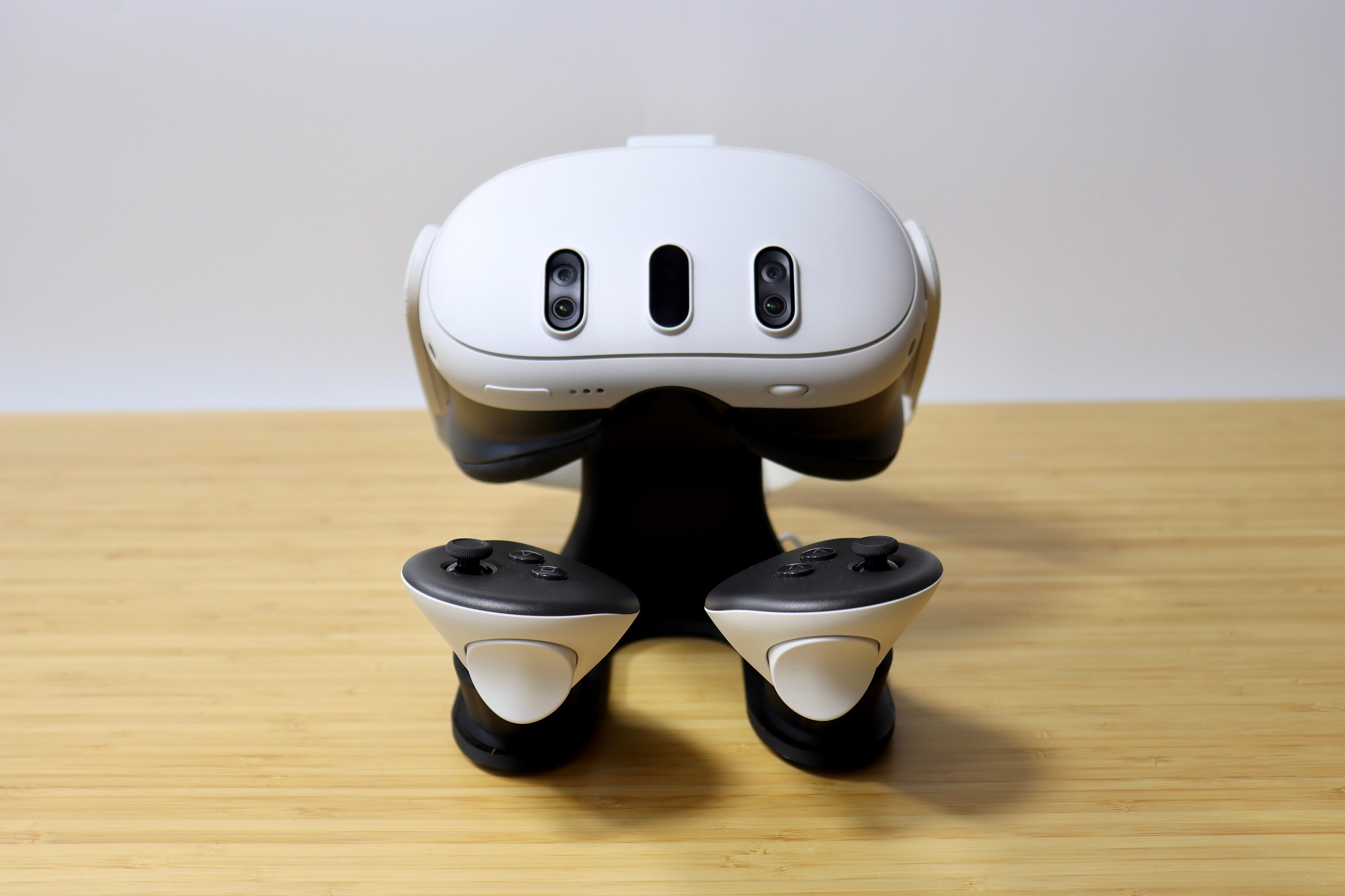 Meta Quest 3S and Quest 3 Controller Stand, Quest 2 Compatible VR