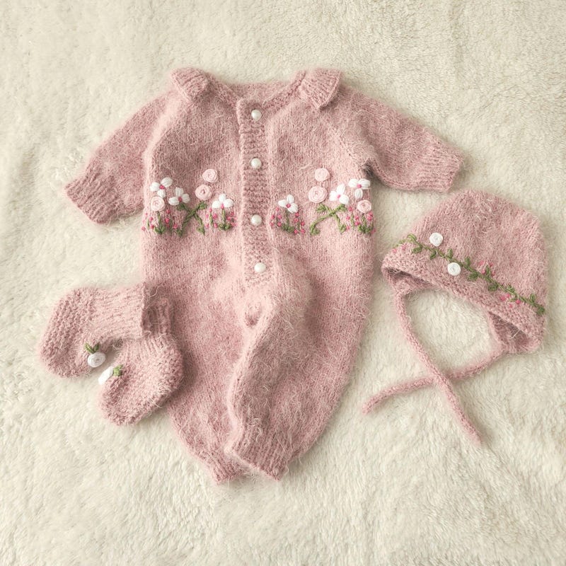 Handcrafted Sleeveless Knit Romper for Baby Girls with Floral Embroidery (0-18M)