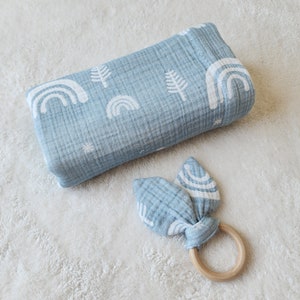 Rainbow 100% Organic Cotton Muslin Swaddle Blanket, Baby Swaddle, Large Baby Blanket, Newborn Swaddle, Rainbow Swaddle, newborn baby gift,