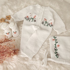 Rose Floral Knit Baby Romper, Flower Embroidered Overalls with Booties, Boho Newborn Outfit with Hat, Crochet Girl Jumpsuit with Beanies