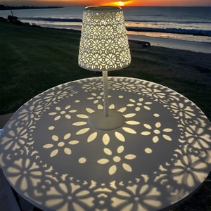 Table lamp/solar lamp