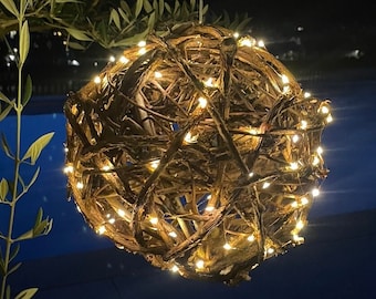 Vine ball illuminated