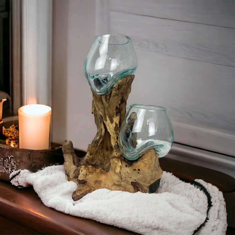 Vase Wurzelholz, Geschmolzenes Glas auf Teakholzwurzel, Teelichthalter, Glasschale mundgeblasen auf Wurzel immagine 7