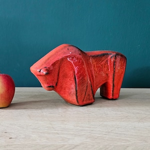 A beautiful original vintage Bay Keramik bull. Red glaze. Rare. 1970s German design.