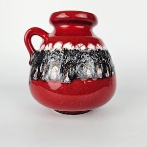 A West German Fat Lava vase by Schlossberg. The vase is numbered 72 15.
