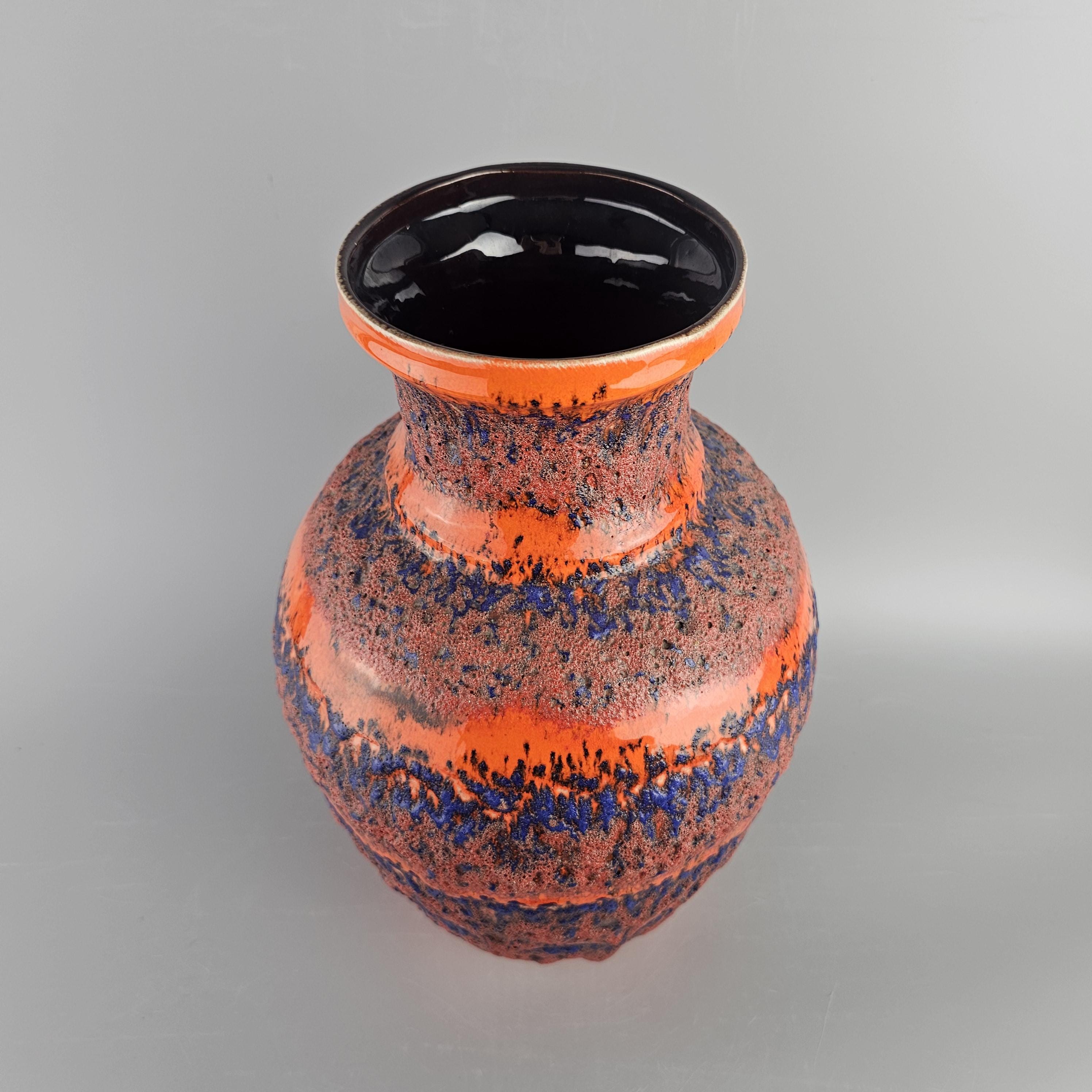 Bay Keramik 社製の XL ヴィンテージ西ドイツ Fat Lava 花瓶。形状番号