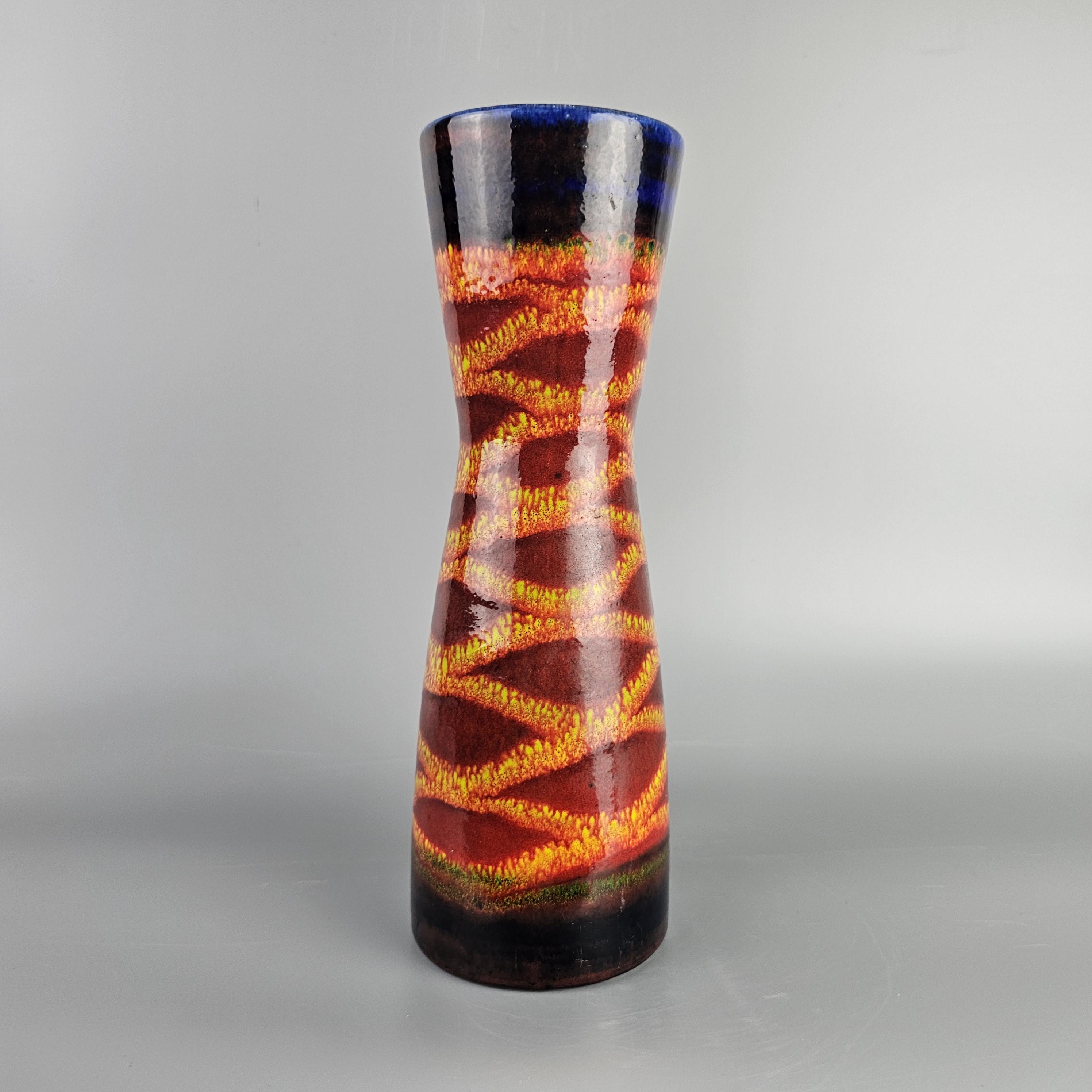 西ドイツ製ヴィンテージのファットラバ花瓶。Scheurich製。型番520-28