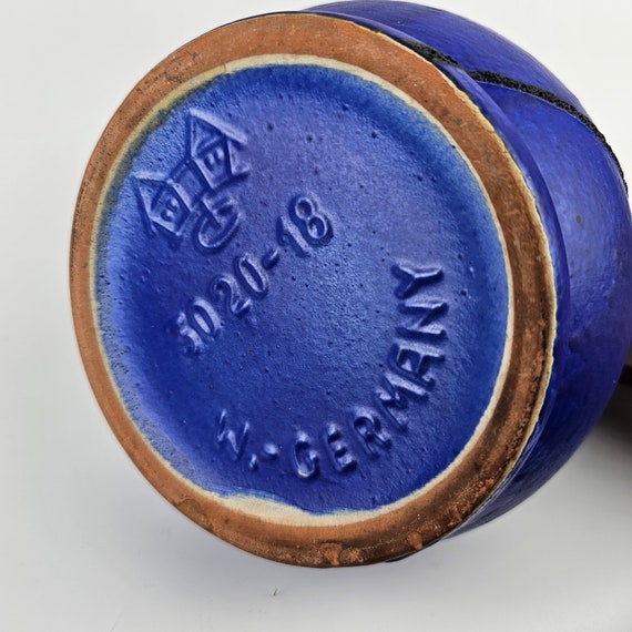 A West German Fat Lava Vase / Pitcher Made by Carstens Tonnieshof