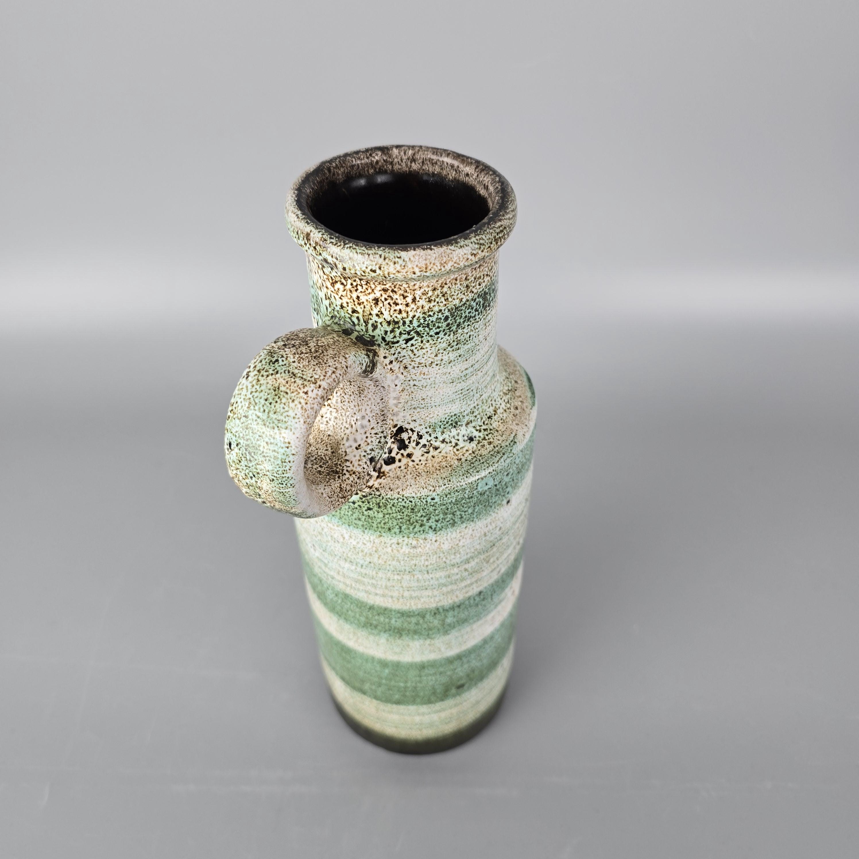 西ドイツ製ヴィンテージのファットラバ花瓶。ショイリッヒ社製、品番