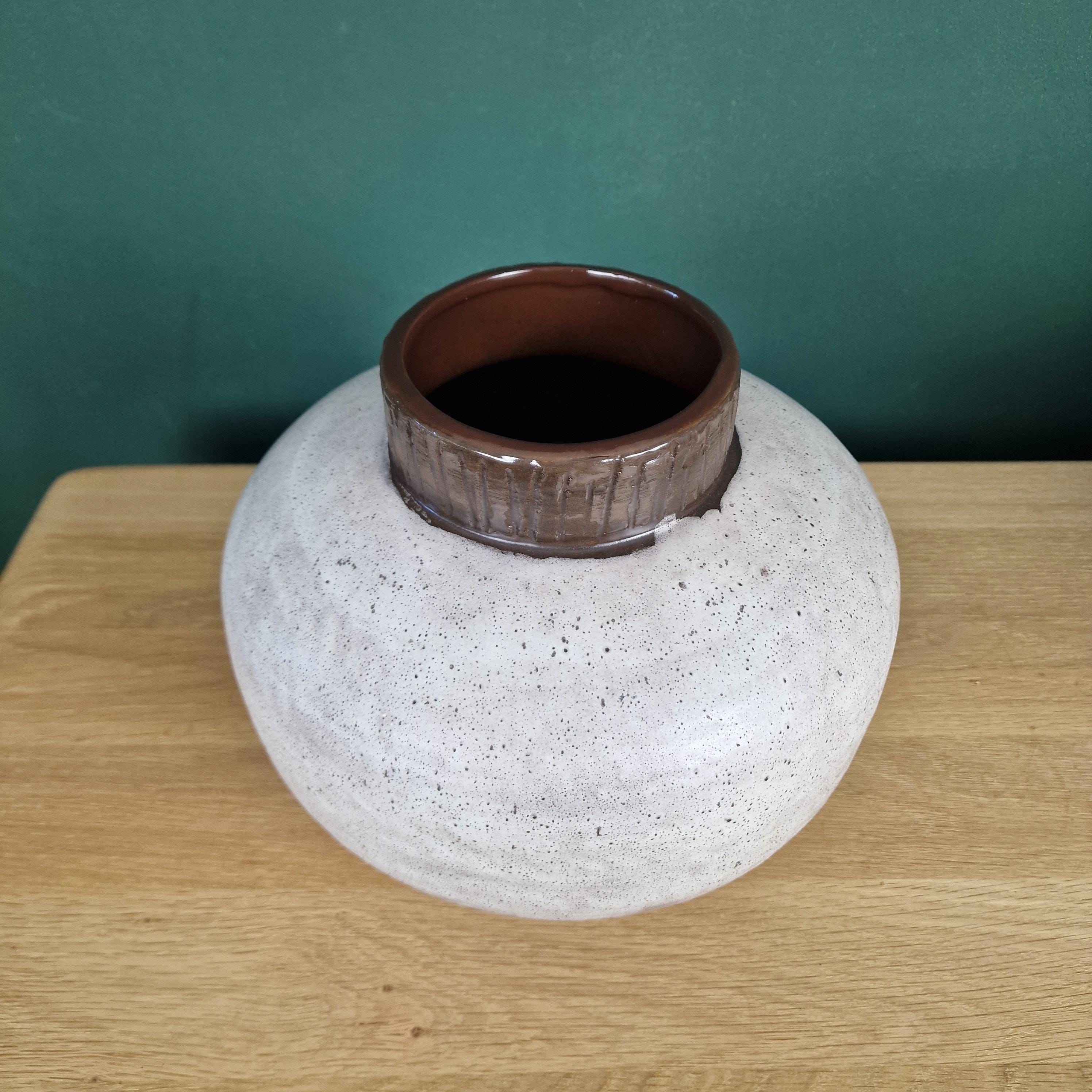 ヴィンテージの西ドイツ製ファット・ラバ花瓶。Carstens Tonnieshof作