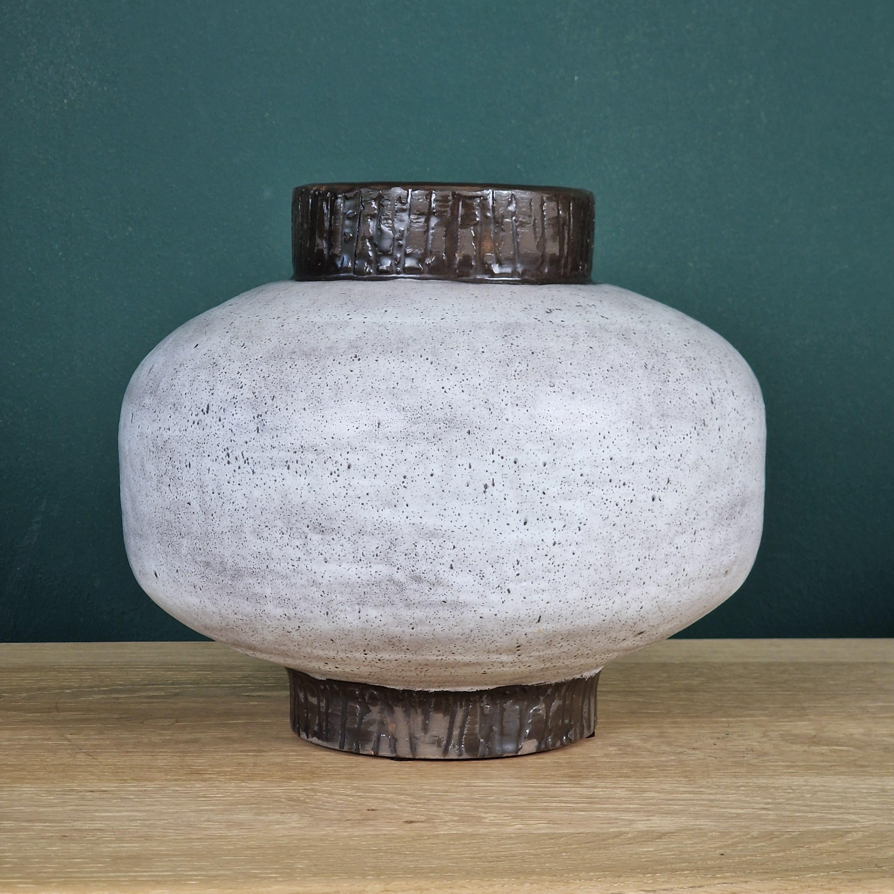 ヴィンテージの西ドイツ製ファット・ラバ花瓶。Carstens Tonnieshof作