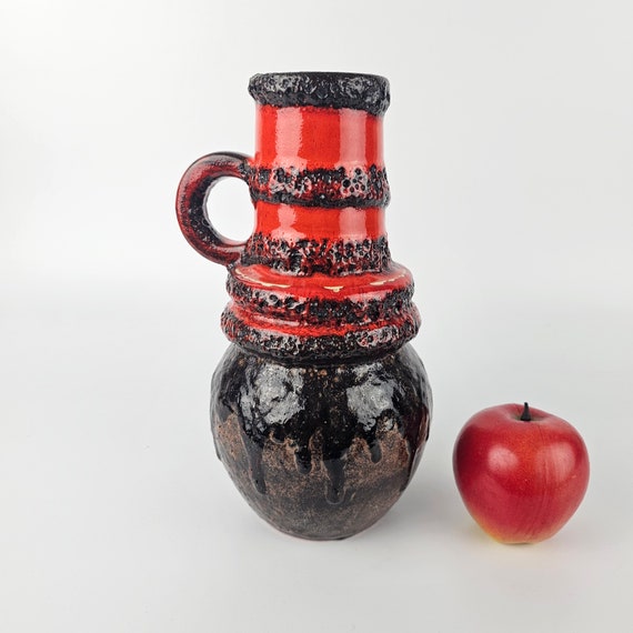 Scheurich Keramik フラワーベース　Fat Lava A West German Fat Lava Vase by Scheurich. the Vase is