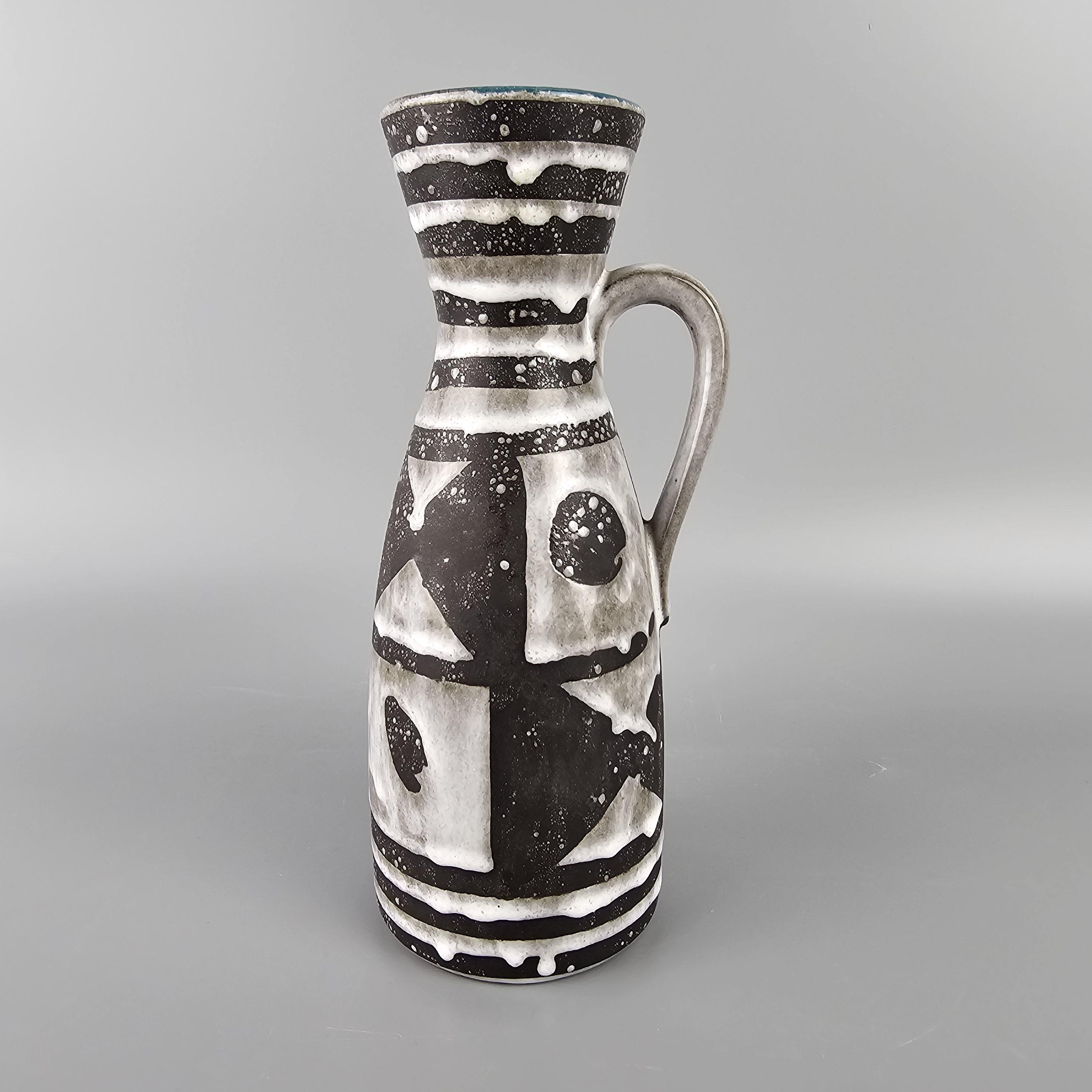 ヴィンテージの西ドイツの Fat Lava 花瓶。 Carstens Tonnieshof