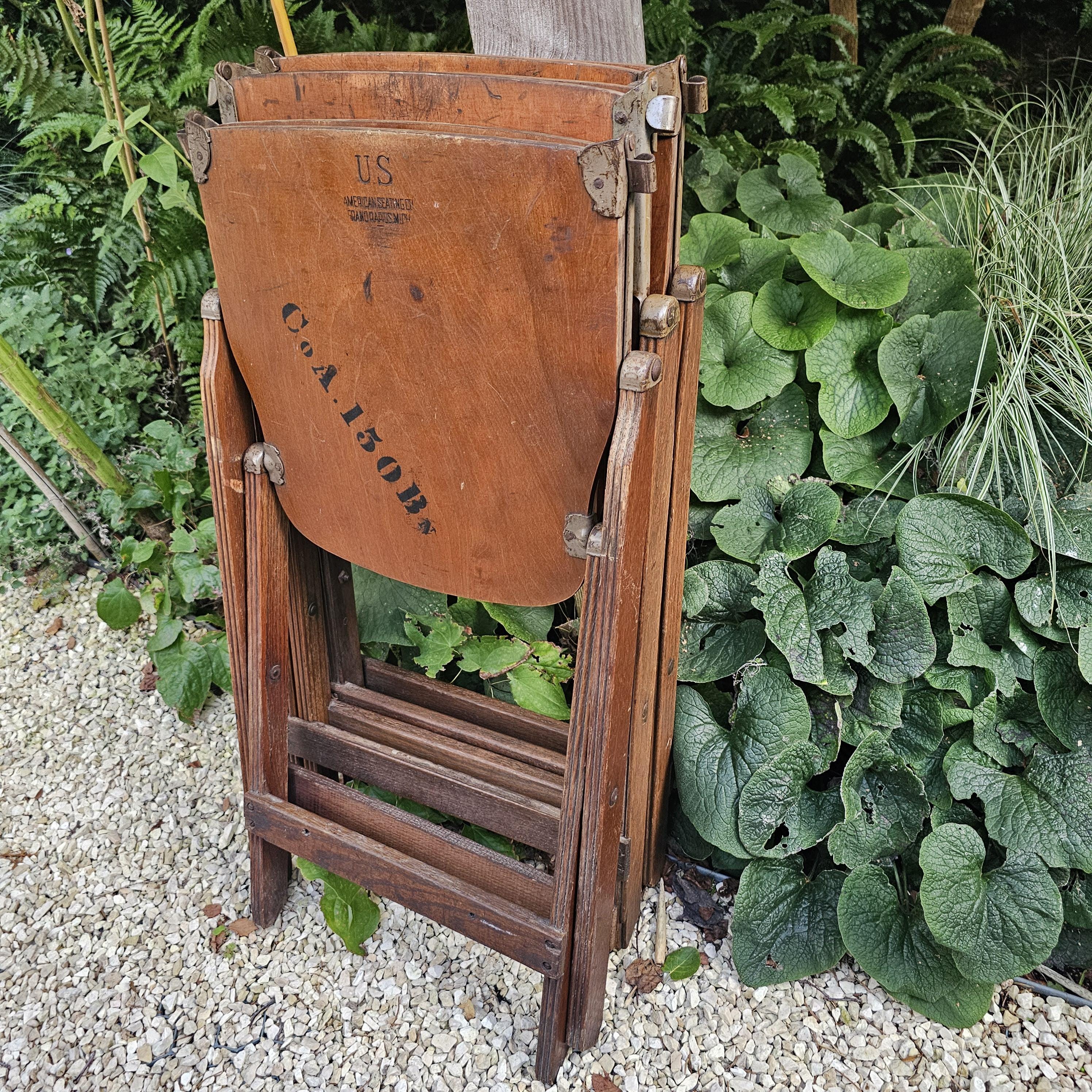 Vintage WW2 Wooden US Army Chair. American Folding Chair Vintage WW2 Wooden US Army Chair. American Folding Chair