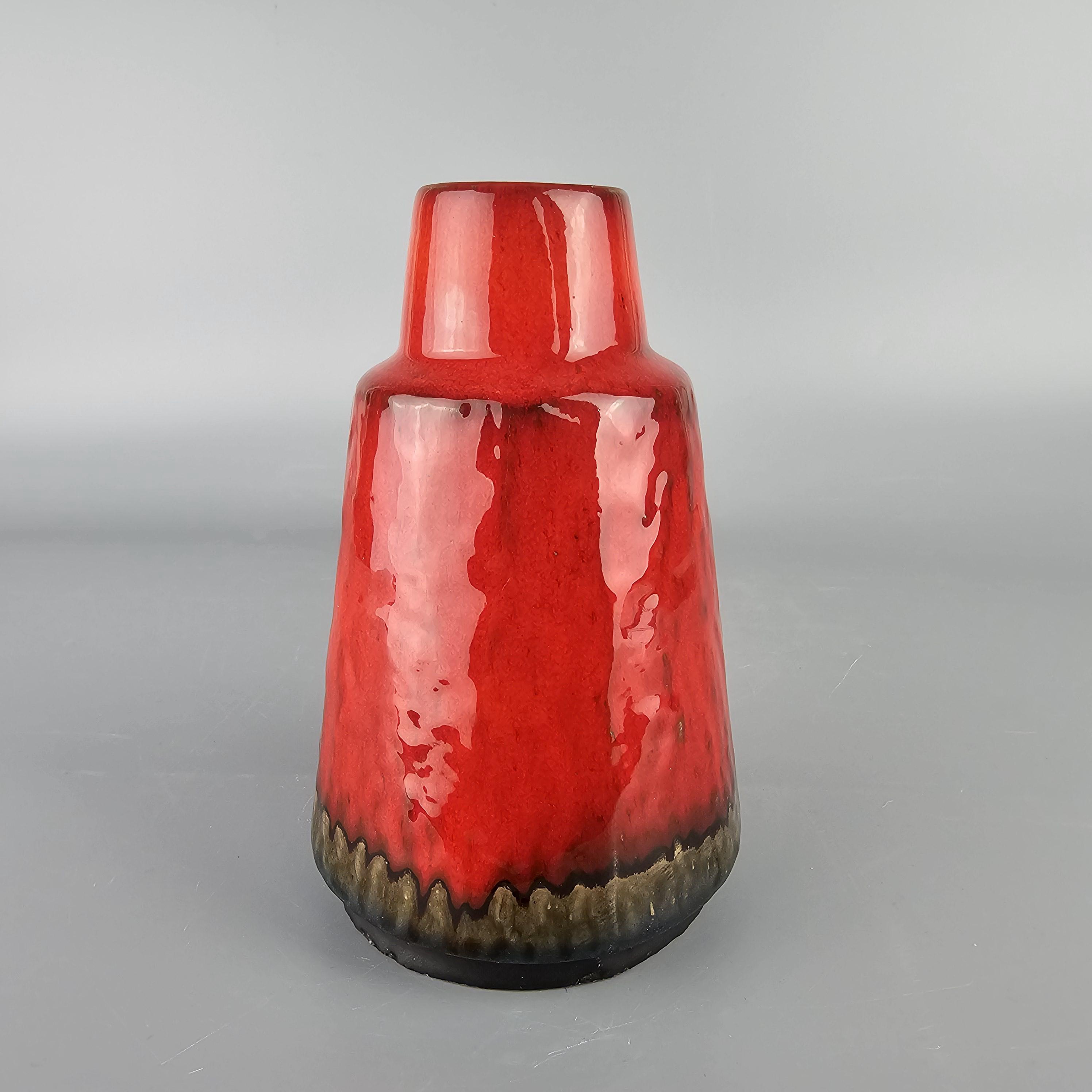 ウ*ー様 FAT LAVA 西ドイツ ヴィンテージ花瓶　 【Jopeko】 ビンテージの西ドイツの Fat Lava 花瓶。ジョペコ、赤と茶色。 WGP