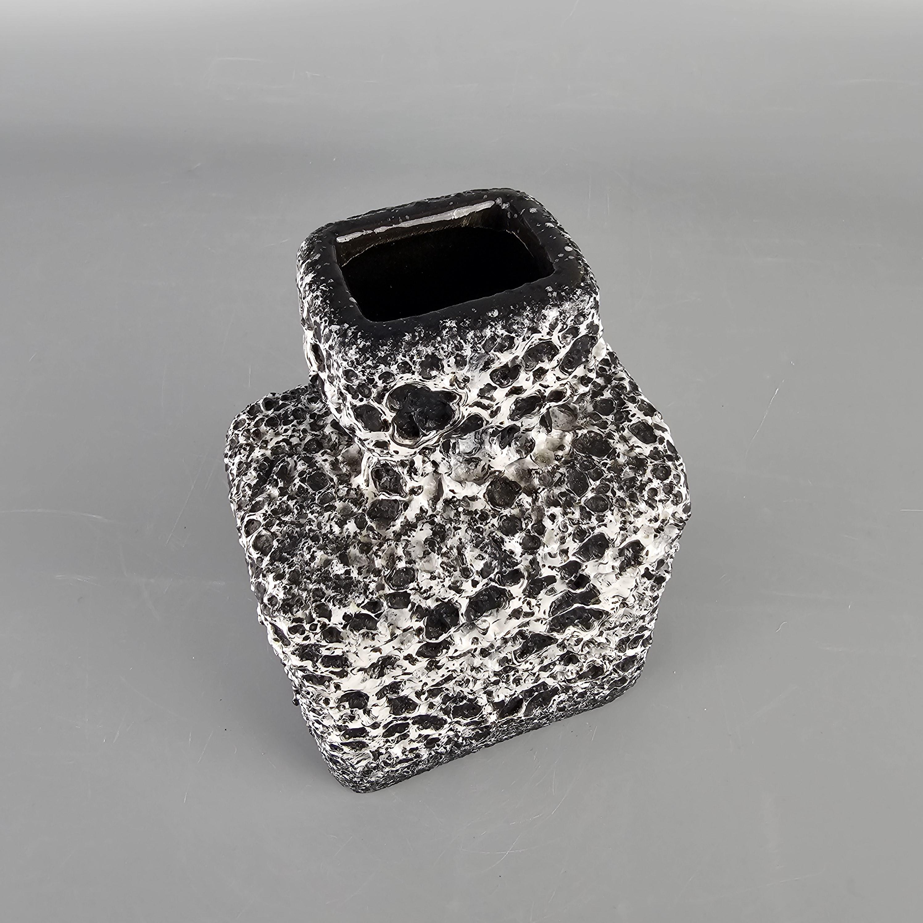 ビンテージの西ドイツの Fat Lava 花瓶。 Jopeko、フォーム番号912/16