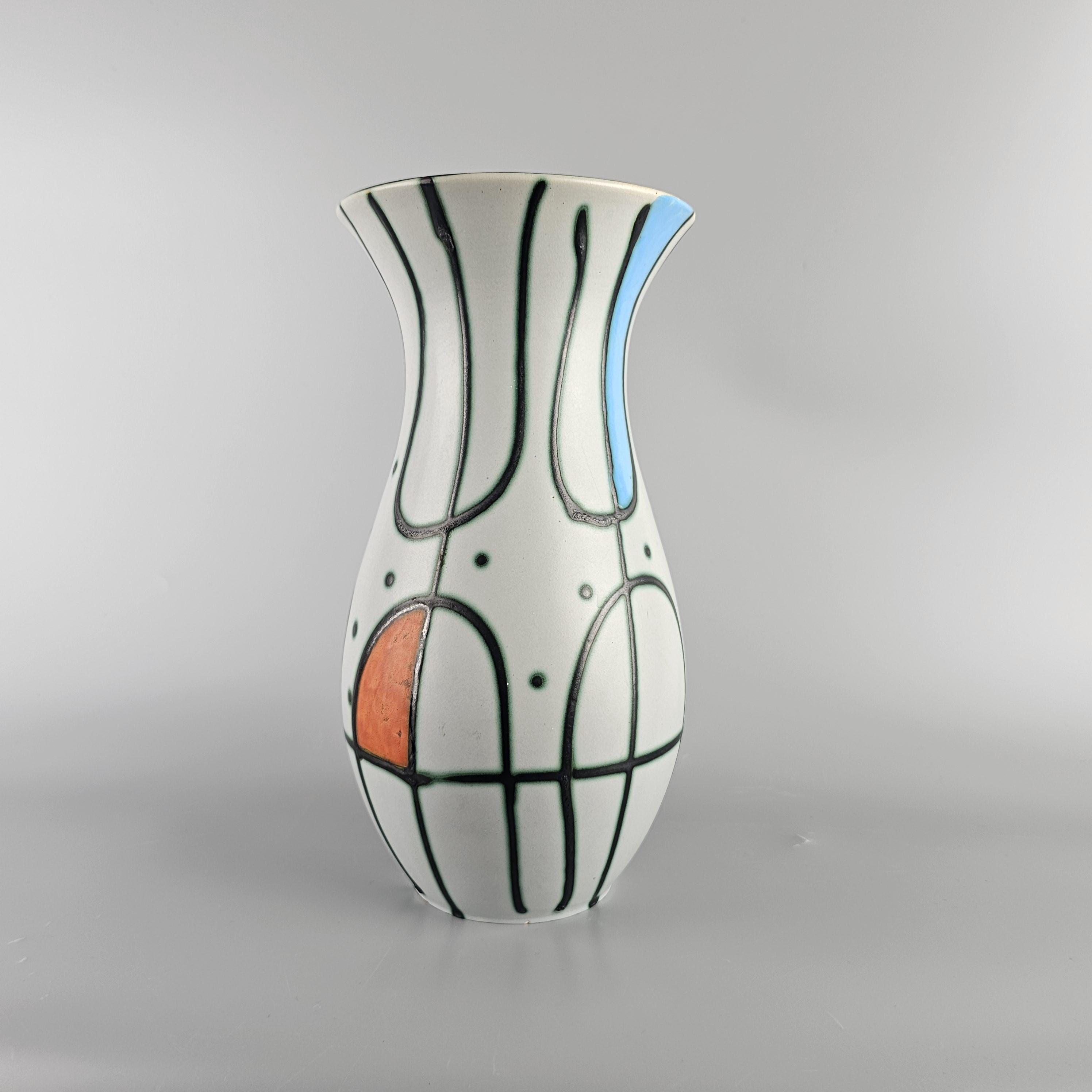 FOHR KERAMIK社　fat lava 西ドイツ製 Fohr Keramik 社製の西ドイツのビンテージ Fat Lava 花瓶。シェイプ