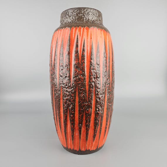 Vintage West German Fat Lava Vase. Scheurich, Form Number 553-38