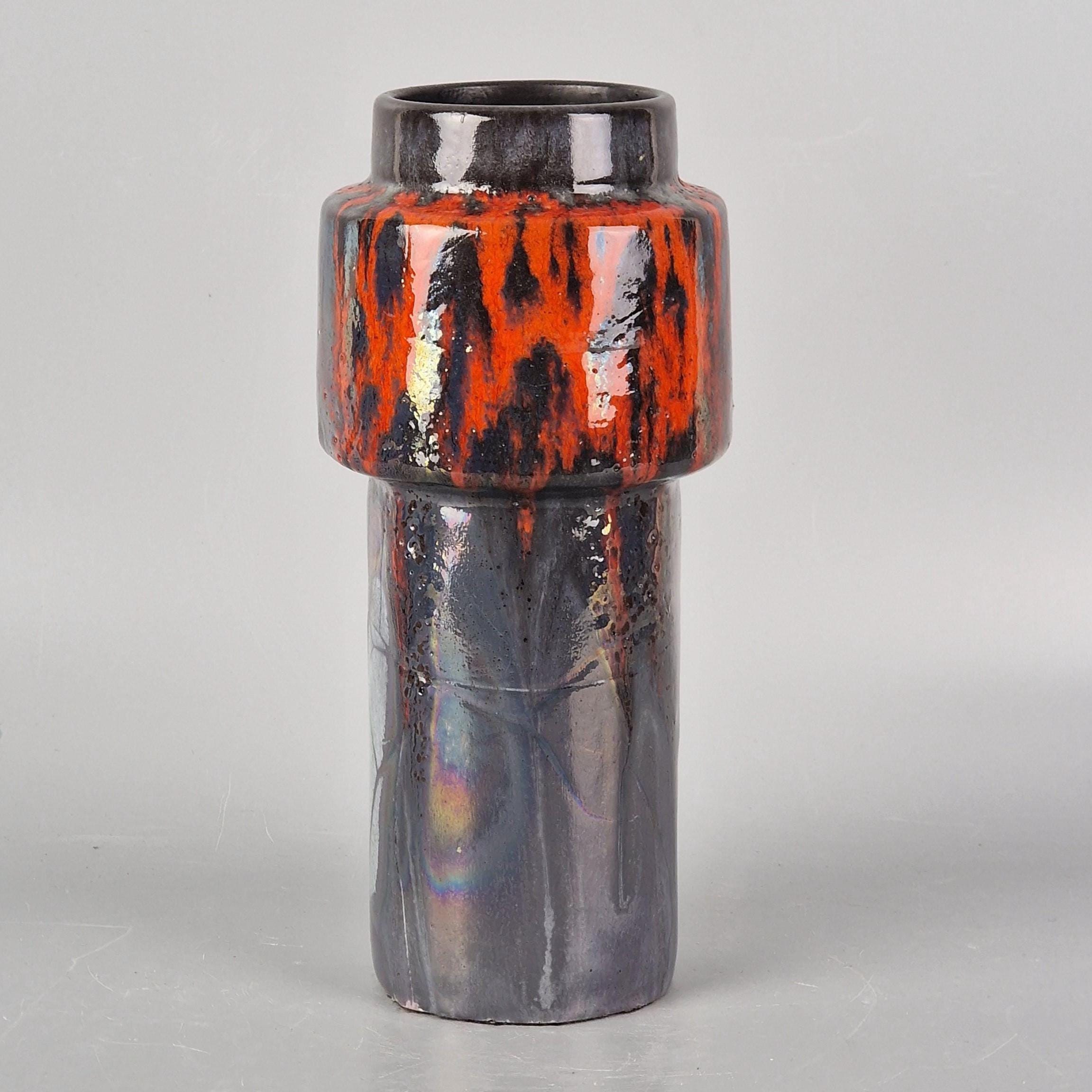 Otto Keramik 社製の西ドイツのビンテージ Fat Lava 花瓶。カラー