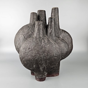 Very rare vintage West German vase. Helmut Schaffenacker, form number 916. brown. WGP / MCM / 1960 / 1970. Collectors item.