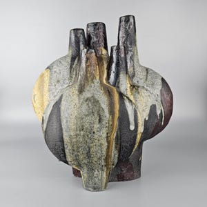 Very rare vintage West German vase. Helmut Schaffenacker, form number 916. brown, beige and grey. WGP / 1960 / 1970. Collectors item.