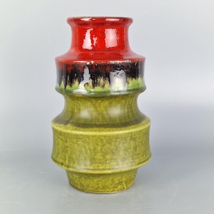Jarrón vintage de lava grasa de Alemania Occidental fabricado por Scheurich. Modelo 267-20. Colores: rojo y verde. WGP/MCM/1960/1970. Pagoda.