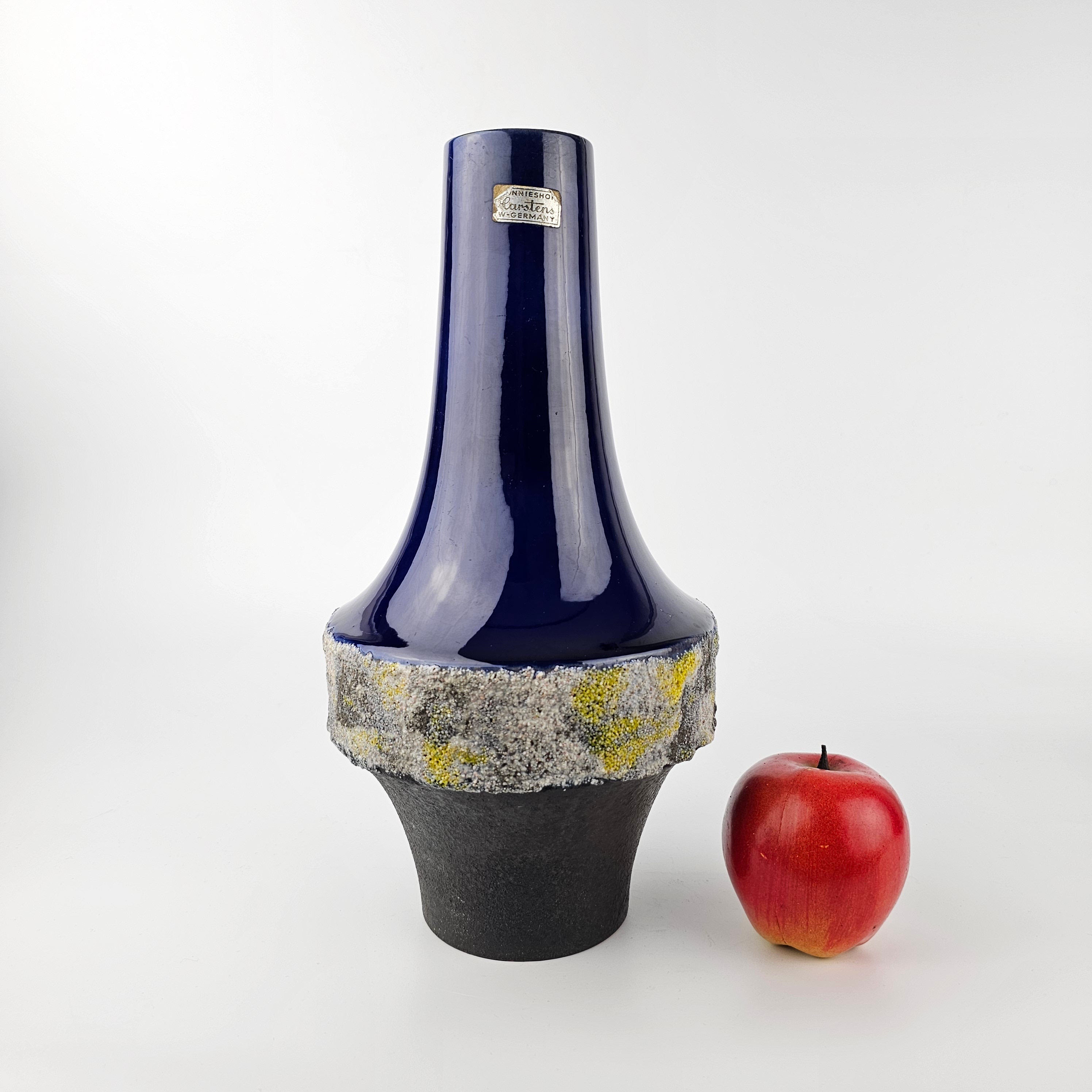 A West German Fat Lava Vase by Carstens Tonnieshof. the Vase is