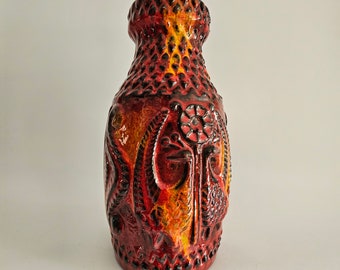 A West German Fat Lava vase by Bay Keramik. The vase is numbered: 961-30.