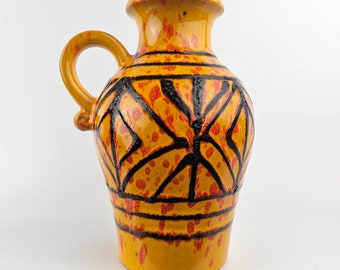 A West German Fat Lava vase by Scheurich. The vase is numbered: 490-25.