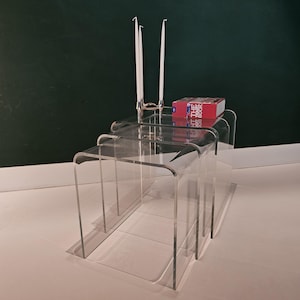Set of 3 vintage plexiglass side tables. Transparent curved acrylic glass tables. Perspex, transparent. Mid-century, space age tables.