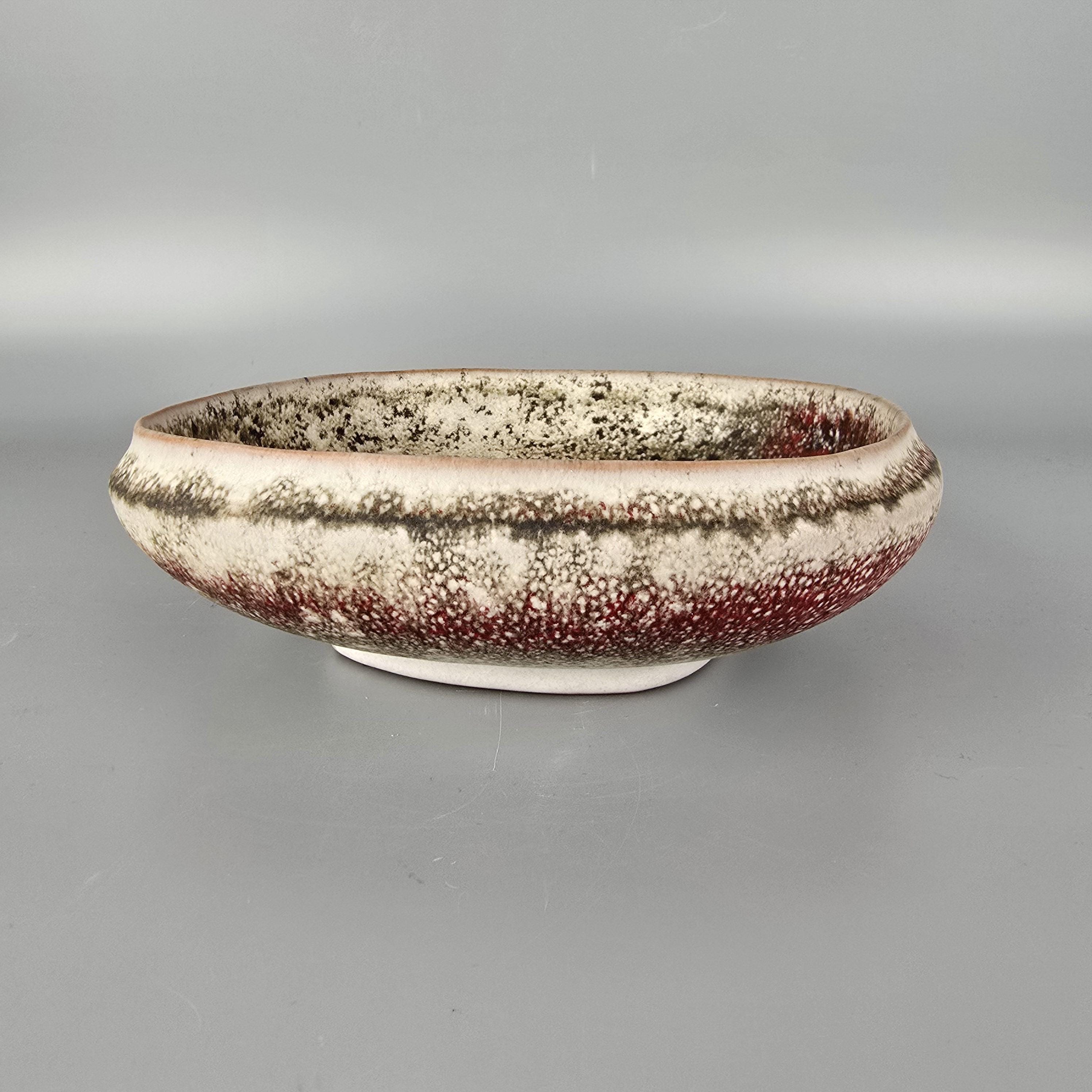 U-Keramik Fatlava ファットラヴァ 30cm 皿 bowl Vintage West German Fat Lava Bowl. Karlsruhe Majolica. Red and