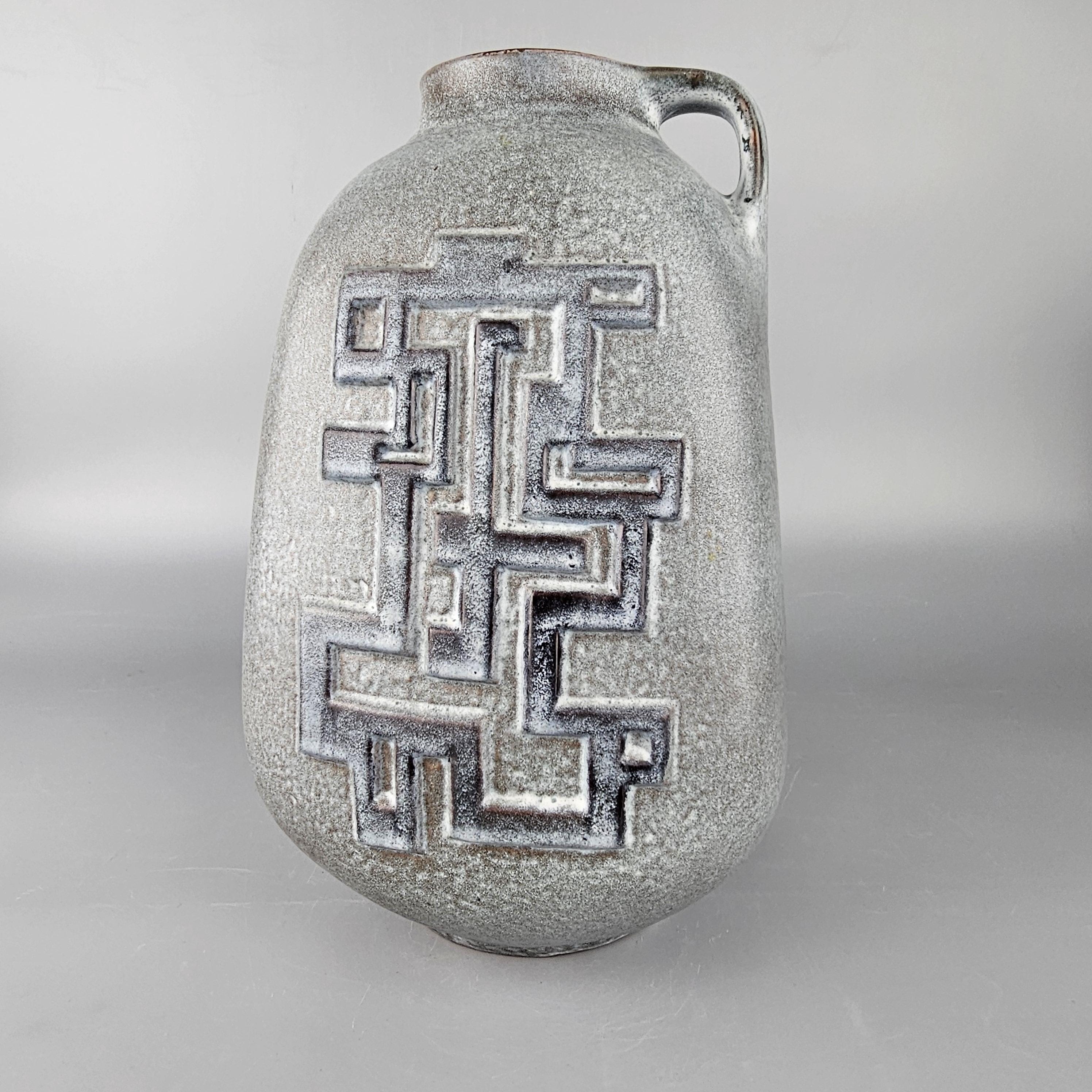 Vintage West German Fat Lava Vase. Carstens Tonnieshof, Form