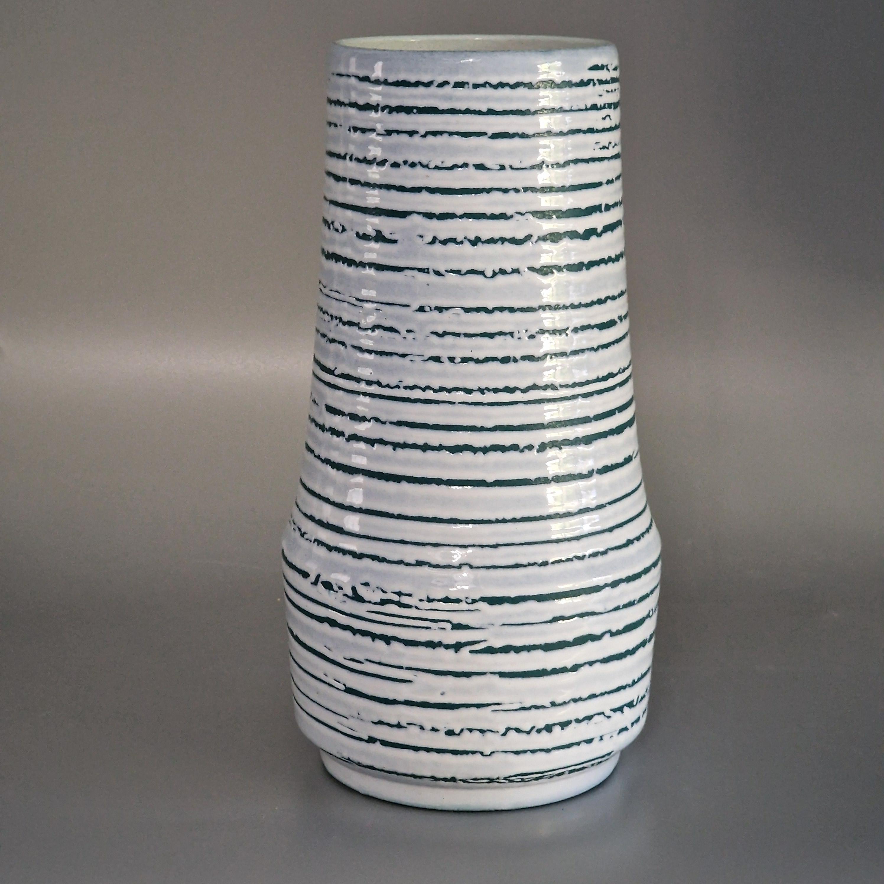 ヴィンテージの西ドイツの Fat Lava 花瓶。シューリッヒ、フォーム番号