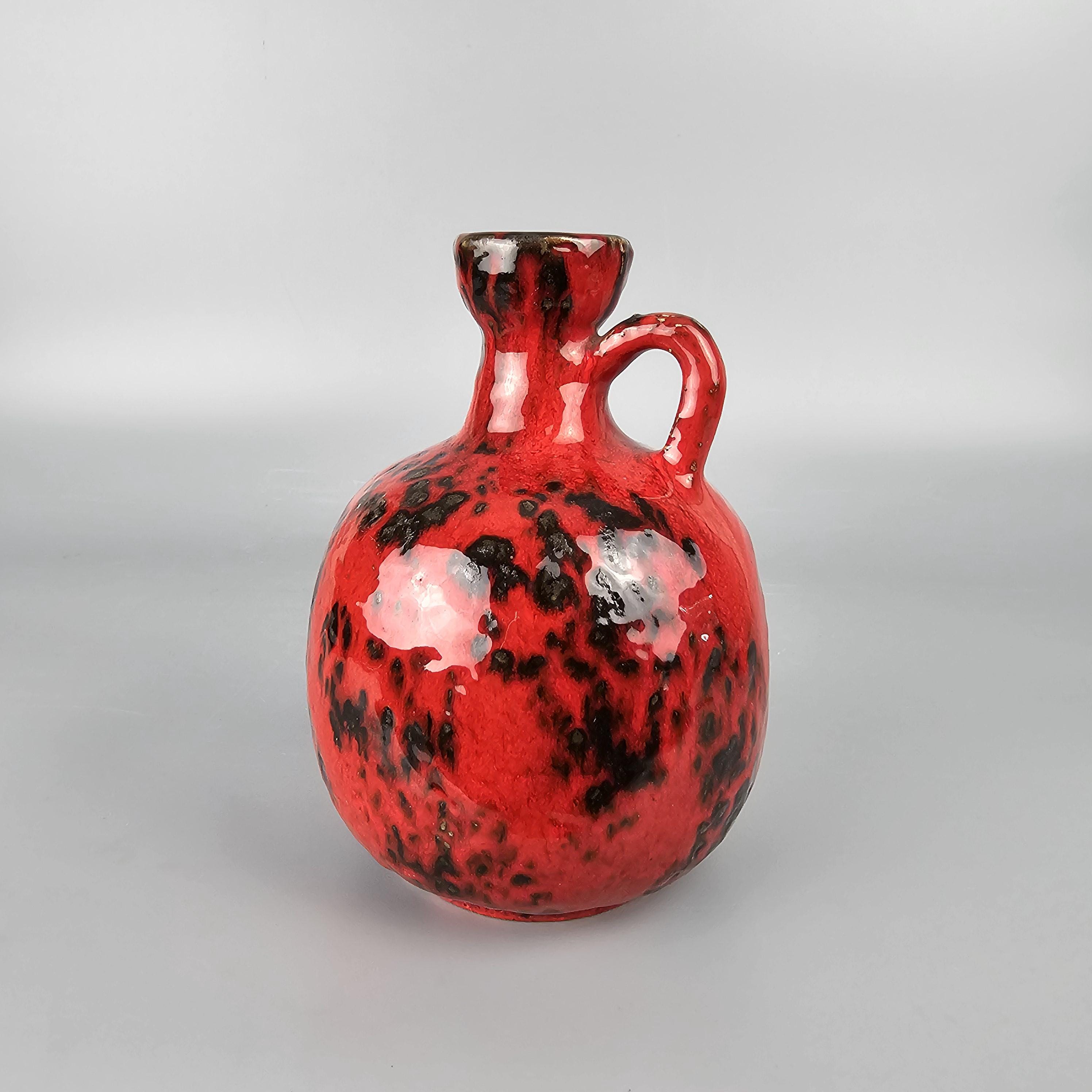 ビンテージの西ドイツの Fat Lava 花瓶。 Ruscha、フォーム番号333。赤