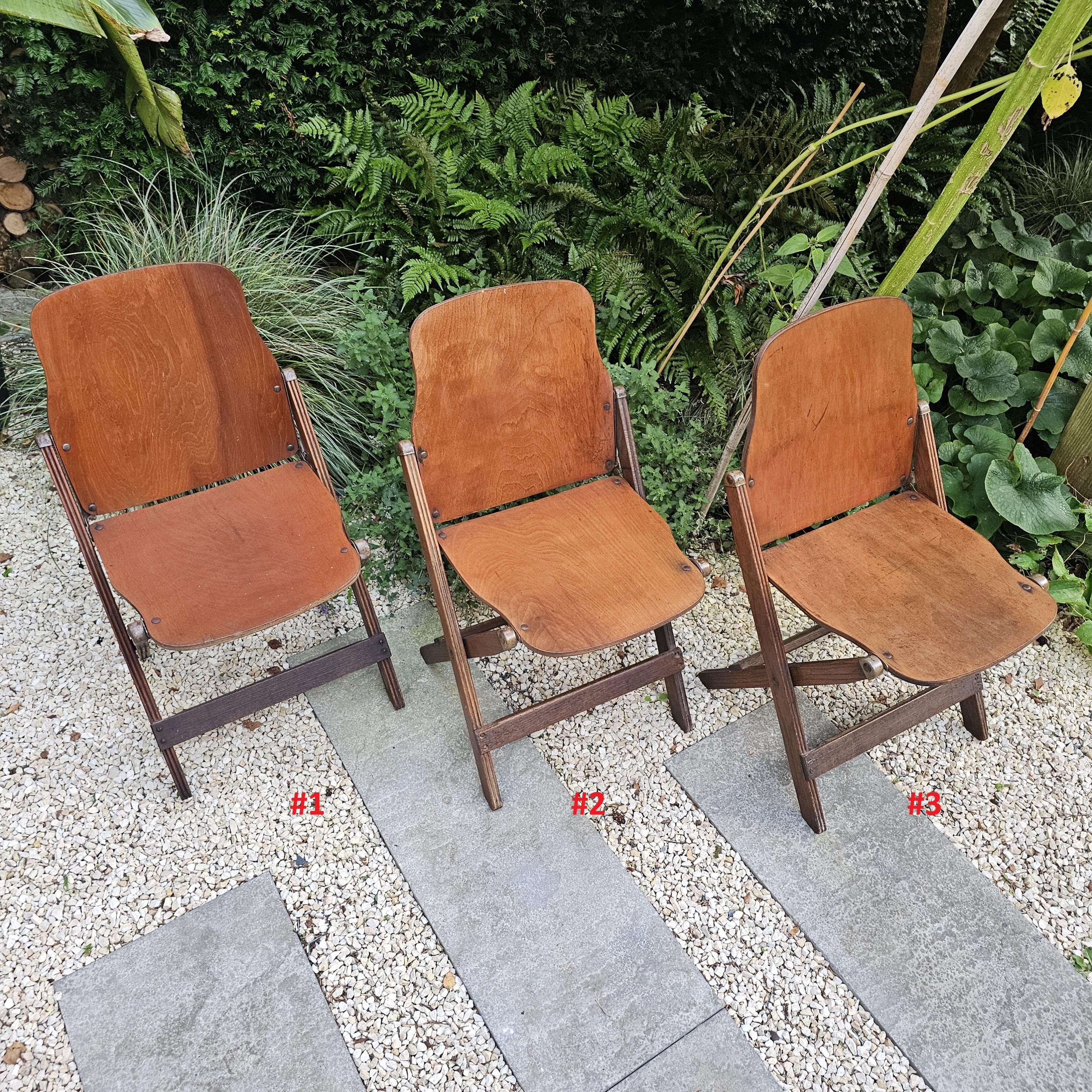 Vintage WW2 Wooden US Army Chair. American Folding Chair Vintage WW2 Wooden US Army Chair. American Folding Chair