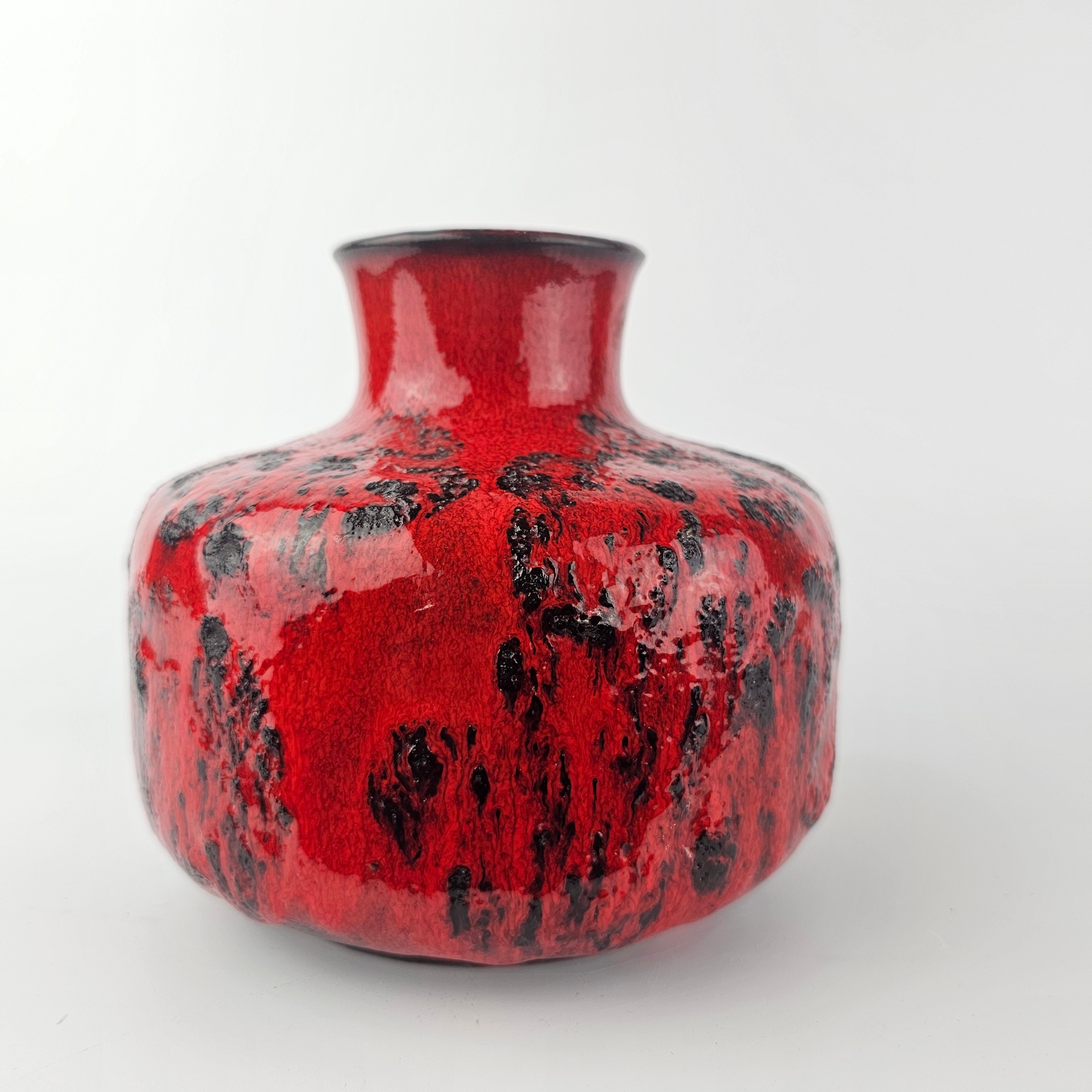 Westdeutsche Fat Lava Vase von Gräflich Ortenburg. Modellnummer