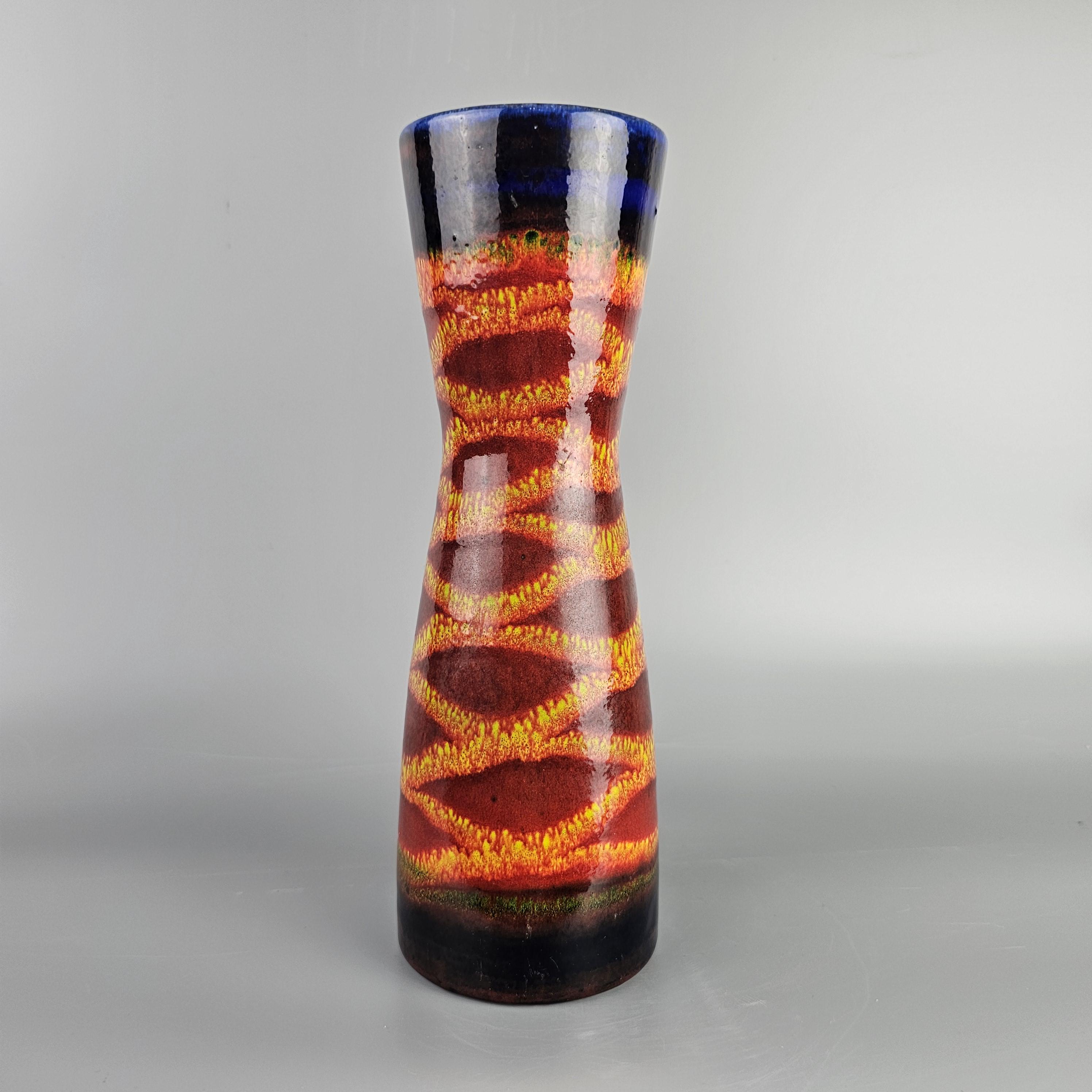 西ドイツ製ヴィンテージのファットラバ花瓶。Scheurich製。型番520-28